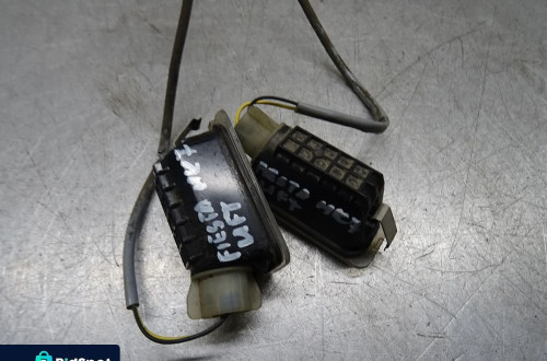 FORD FIESTA MK7 LIFT 12-17 1.6 TDCI LAMPKA LAMPKI TABLICY REJESTRACYJNEJ