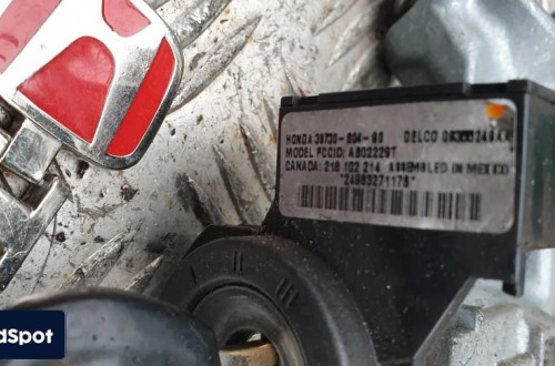 HONDA CIVIC VI STACYJKA Z KLUCZUKIEM KLUCZYK IMMOBILIZER 38730-804-80