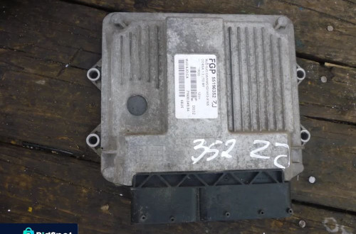 sterownik komputer Corsa 1.3 CDTI 55196352ZJ MJD670.CA