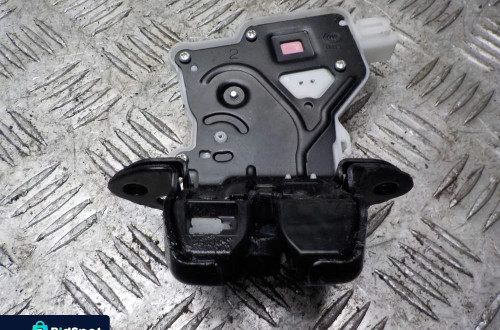 NISSAN QASHQAI II J11 ZAMEK KLAPY BAGAŻNIKA