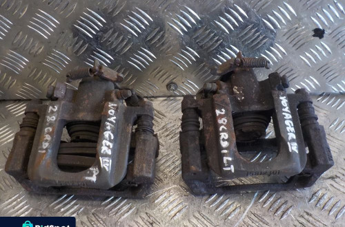 CHRYSLER GRAND VOAGER V ZACISK TYŁ