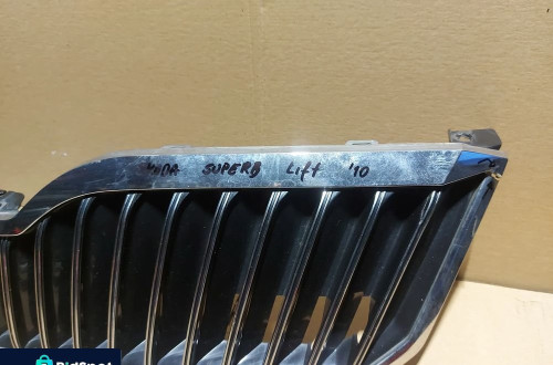 Atrapa chłodnicy grill Skoda Superb lift '10r 3T0853668B