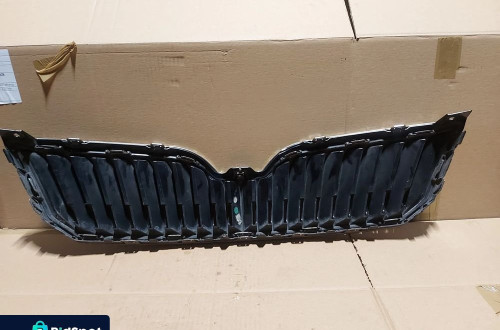 Atrapa chłodnicy grill Skoda Superb lift '10r 3T0853668B