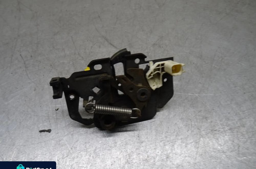 FORD FIESTA MK7 LIFT 12-17 1.6 TDCI ZAMEK MASKI PRZÓD