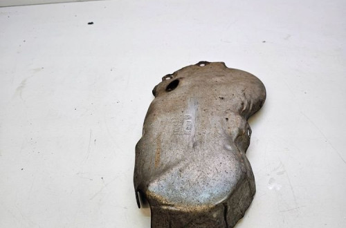 OSŁONA TERMICZNA TURBINY AUDI A3 8V VW 04L131783B