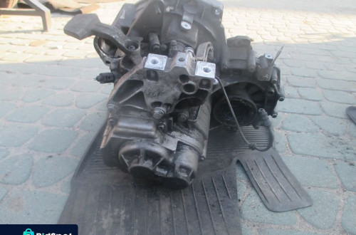 skrzynia biegów Touran Caddy Octavia 1.9TDI JYJ