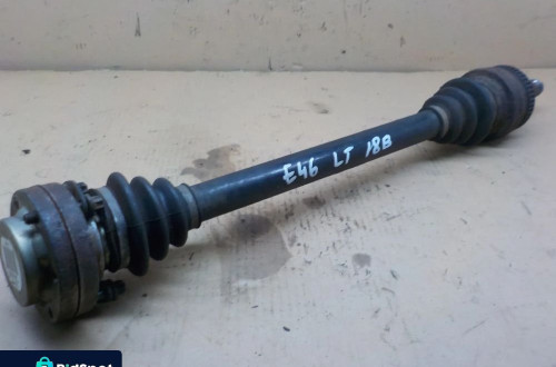 BMW E46 2.0 B PÓŁOŚ LEWY TYŁ