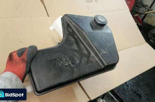 bmw x5 e53 zbiorniczek spryskiwaczy pompki 8252738