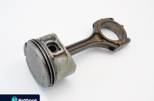 Tłok Korbowód 1.8 16V Laguna 2 Megane Scenic