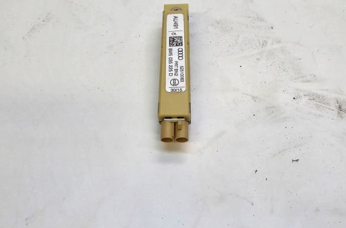 WZMACNIACZ ANTENOWY AUDI A4 B9 A5 F5 8W5035225D