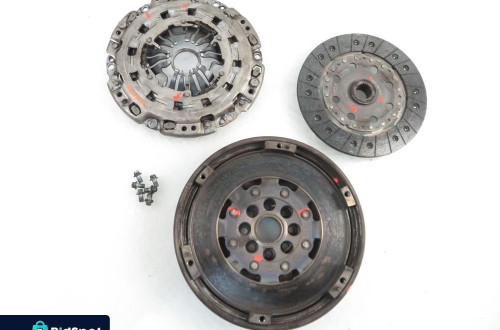 KOŁO DWUMASOWE MERCEDES A W169 2.0 CDI A0232500001
