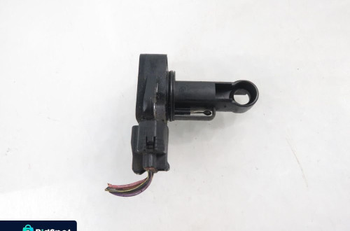 PRZEPŁYWOMIERZ TOYOTA YARIS 1.0 VVT- i 68 2220422010