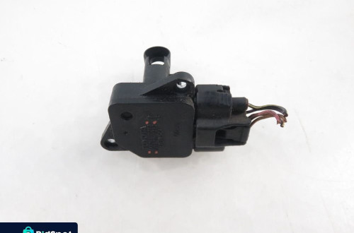 PRZEPŁYWOMIERZ TOYOTA YARIS 1.0 VVT- i 68 2220422010