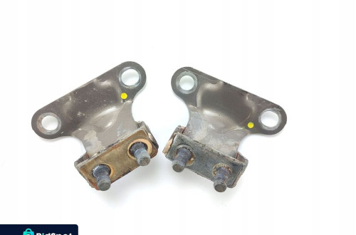 ZAWIASY KLAPY BAGAŻNIKA TOYOTA AVENSIS T25 KOMBI 4Q9