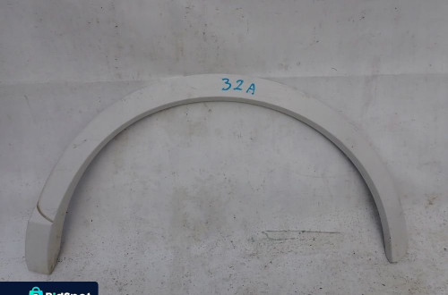 AUDI Q3 I 11- LISTWA BŁOTNIKA LEWY TYŁ S-LINE