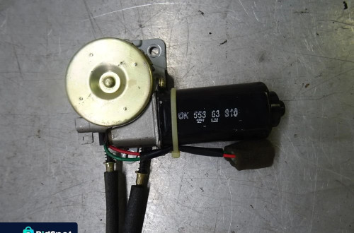 KIA CARNIVAL I LIFT 01-05 2.9 CRDI PODNOŚNIK SZYBY UCHYLNEJ TRZECI RZĄD LEWY TYŁ
