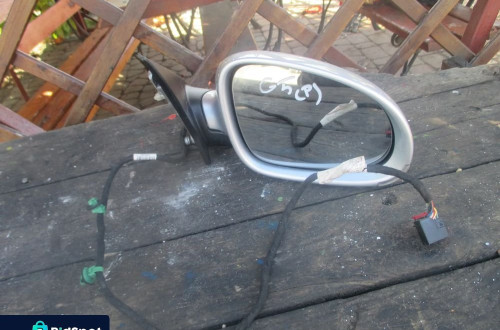 lusterko prawe VW Golf V Jetta LA7W 10pin Europa