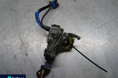 KIA CARNIVAL I LIFT 01-05 2.9 CRDI STACYJKA Z KLUCZYKIEM