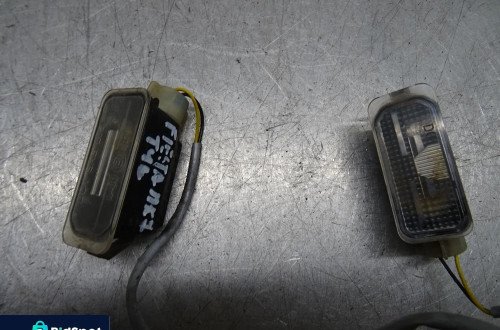 FORD FIESTA MK7 VII 08-12 1.4TDCI LAMPKA LAMPKI TABLICY REJESTACYJNEJ