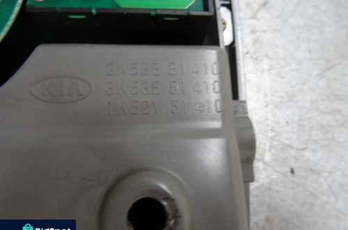 KIA CARNIVAL I LIFT 01-05 2.9 CRDI LAMPKA PODSUFITKI PRZÓD