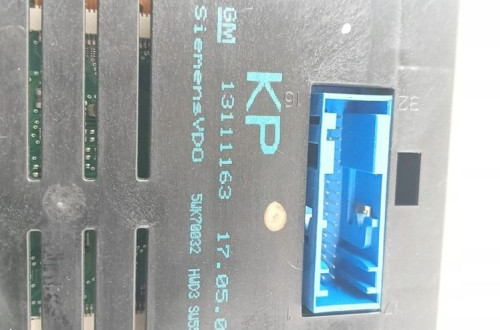 RADIO CD WYŚWIETLACZ OPEL ASTRA H (2004-2006) 93183872