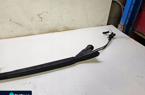 RAMIĘ WYCIERACZKI LEWE AUDI A6 C8 4K 4K1955405C