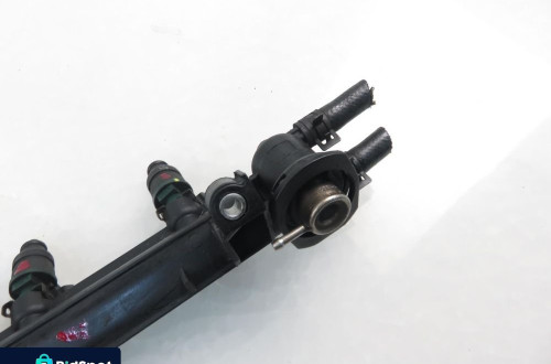 LISTWA WTRYSKOWA VW GOLF IV 1.6 06A133317A 037906031AA APF