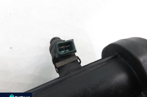 LISTWA WTRYSKOWA VW GOLF IV 1.6 06A133317A 037906031AA APF