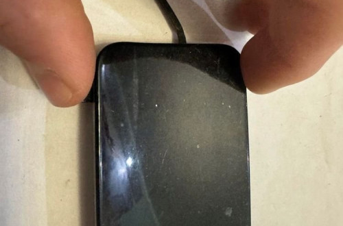 AUDI Q5 08-11r. 08-16r. - ZAŚLEPKA HAKA ZDERZAKA TYŁ PRAWA 8R0807450A