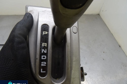 KIA CARNIVAL I LIFT 01-05 2.9 CRDI LEWAREK WYBIERAK