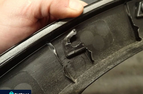 NAKŁADKA LISTWA BŁOTNIK PRAWY TYŁ TOYOTA CHR CH R