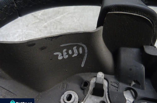 SEAT IBIZA III HB 3D 1.4B KIEROWNICA 5P0449091A