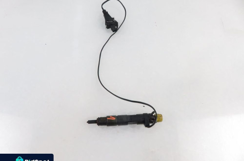 WTRYSK STERUJĄCY VW 2.5 TDI  074130202N
