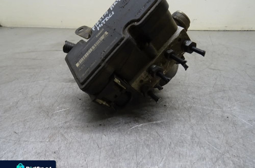 FORD FIESTA MK7 VII 08-12 1.4TDCI POMPA STEROWNIK ABS 8V512M110AD