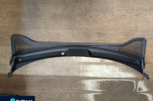 PODSZYBIE AUDI Q3 LIFT 83B819403A