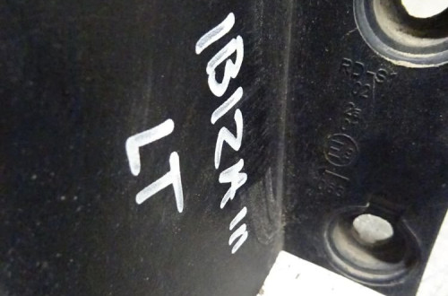 SEAT IBIZA III HB 3D 1.4B LAMPA LEWA PRAWA TYŁ