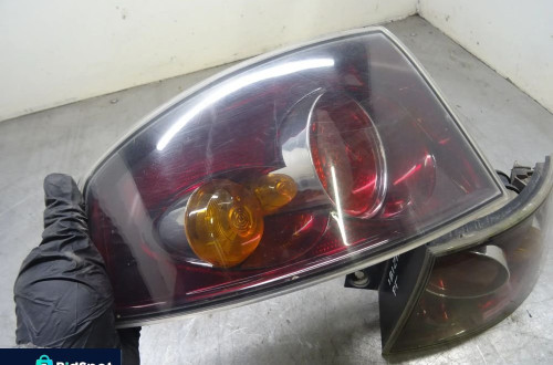 SEAT IBIZA III HB 3D 1.4B LAMPA LEWA PRAWA TYŁ