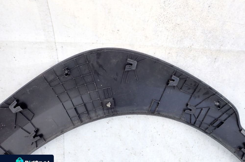 HYUNDAI KONA 17- LISTWA NAKŁADKA PRAWY PRZÓD