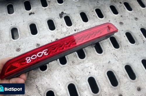 peugeot 3008 trzecie swiatlo stopu stop 9800412680 9688016380