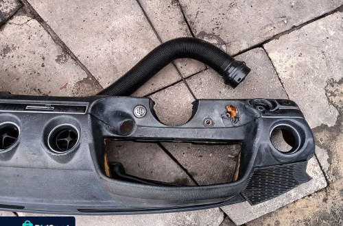mercedes w123 123 beczka deska rozdzielcza kokpit konsola czarna
