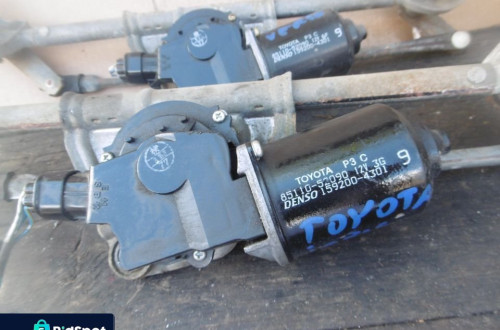 Mechanizm wycieraczek TOYOTA YARIS VERSO 159200-4301