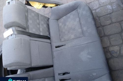 KOMPLET FOTELI OPEL VECTRA C HB