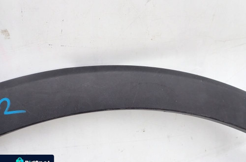 RENAULT CAPTUR 13- LISTWA BŁOTNIKA PRAWY TYŁ