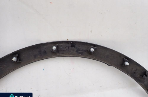 RENAULT CAPTUR 13- LISTWA BŁOTNIKA PRAWY TYŁ