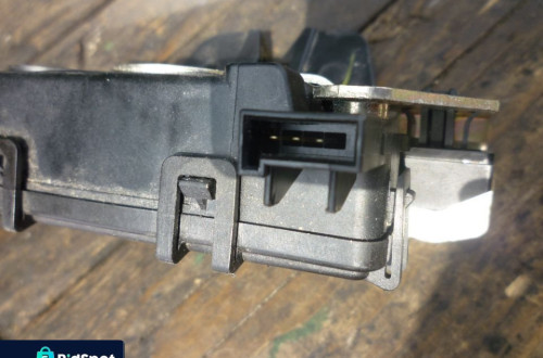 Zamek klapy OPEL ASTRA 3 KOMBI