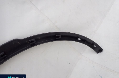 LAND ROVER DISCOVERY V 17- LISTWA PRAWA TYŁ