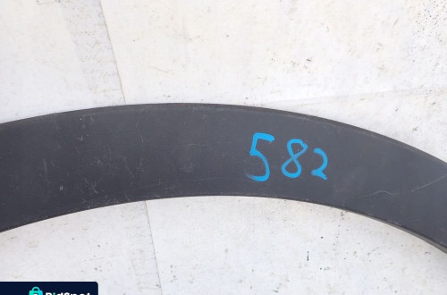 HYUNDAI SANTA FE III LISTWA BŁOTNIKA PRAWA PRZÓD