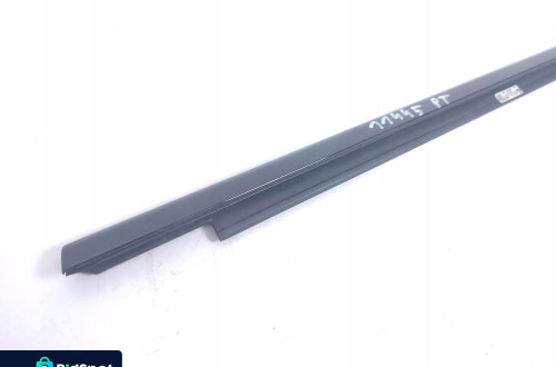 LISTWA ZGARNIAJĄCA PRAWY TYŁ BMW 2 F44 GRAN COUPE 7483140