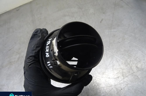 SEAT IBIZA III HB 3D 1.4B KRATKA NAWIEWU LEWA PRAWA PRZÓD