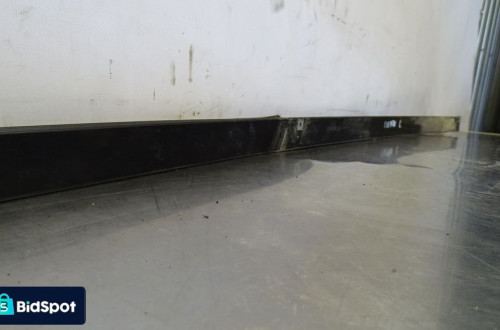 PROWADNICA SZYBY LEWA RENAULT TRAFIC II 1.9DCI